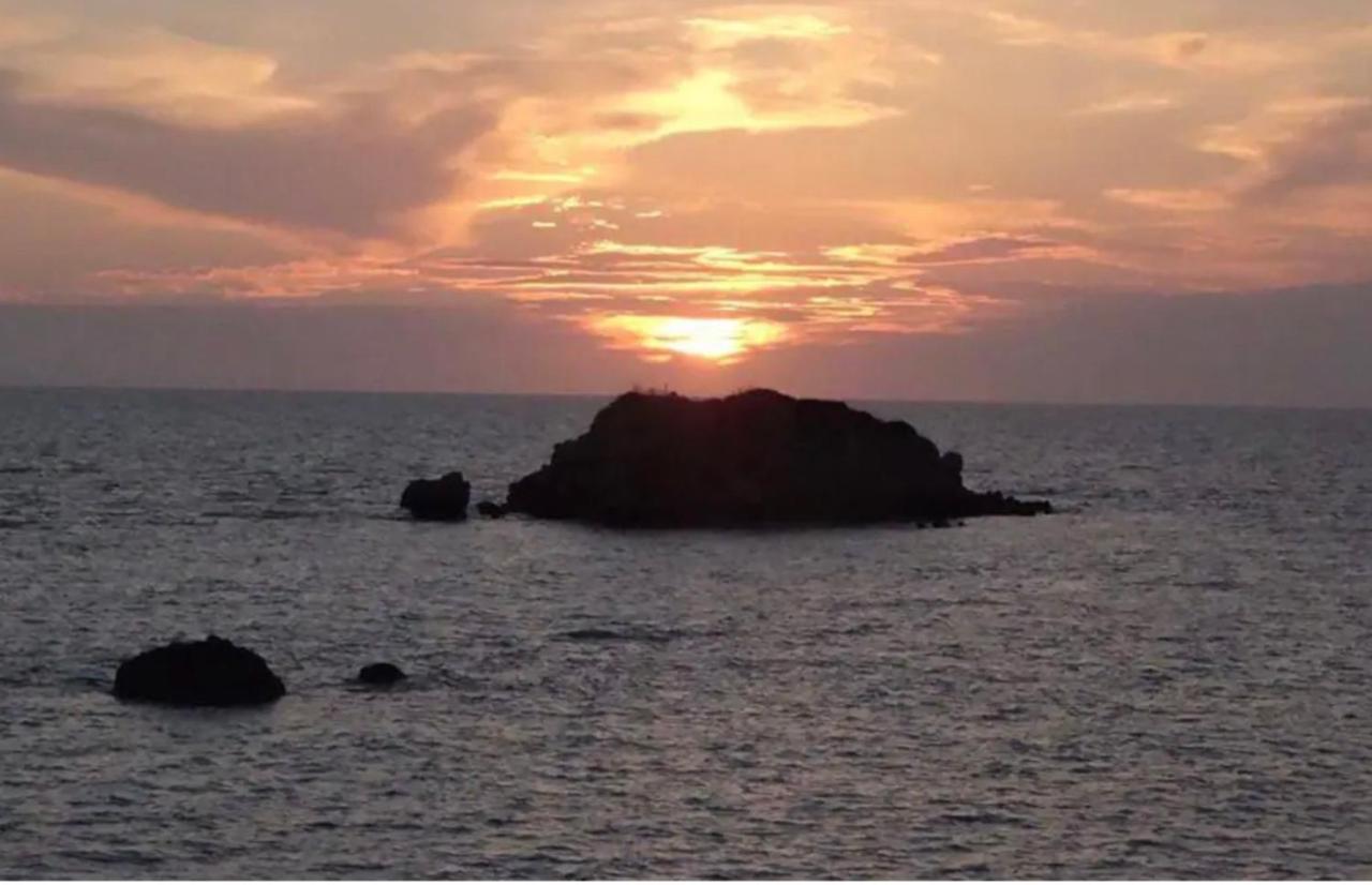 Stefanias Prasoudi Beach Ágios Matthaíos Exterior foto